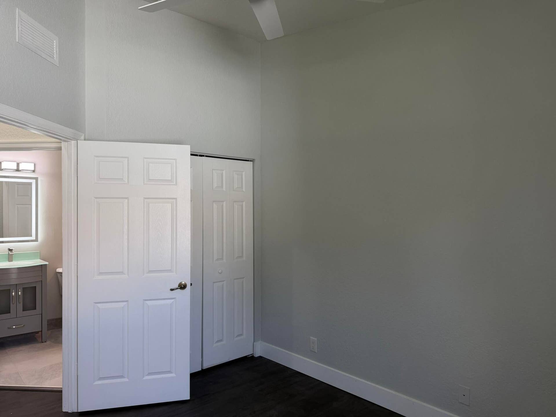 3251 LAUREL RIDGE Circle, Riviera Beach, FL 33404 IMG_2031