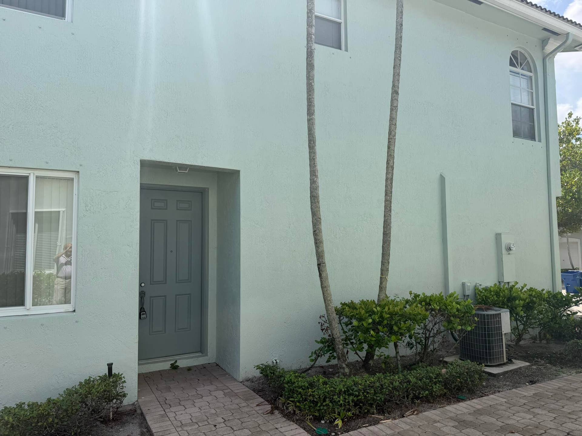 3251 LAUREL RIDGE Circle, Riviera Beach, FL 33404 IMG_2043