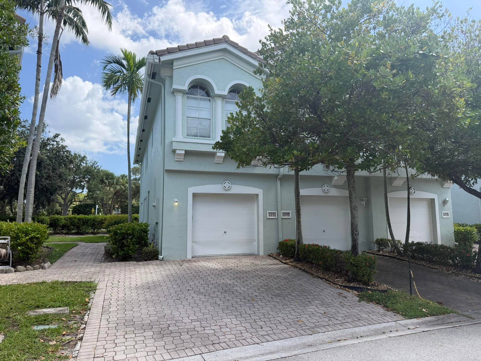 3251 LAUREL RIDGE Circle, Riviera Beach, FL 33404 IMG_2044