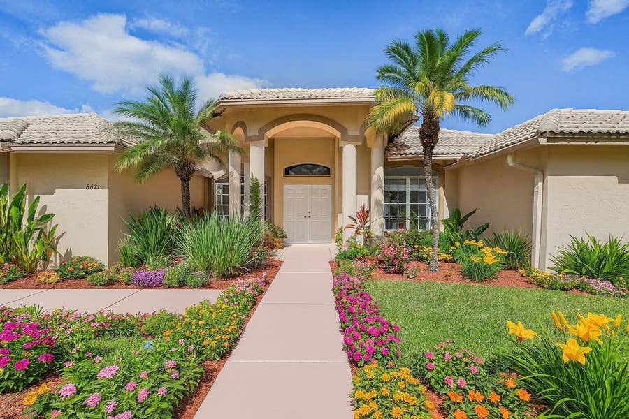 Property photo for 8671 155th Place N, Palm Beach Gardens, FL
