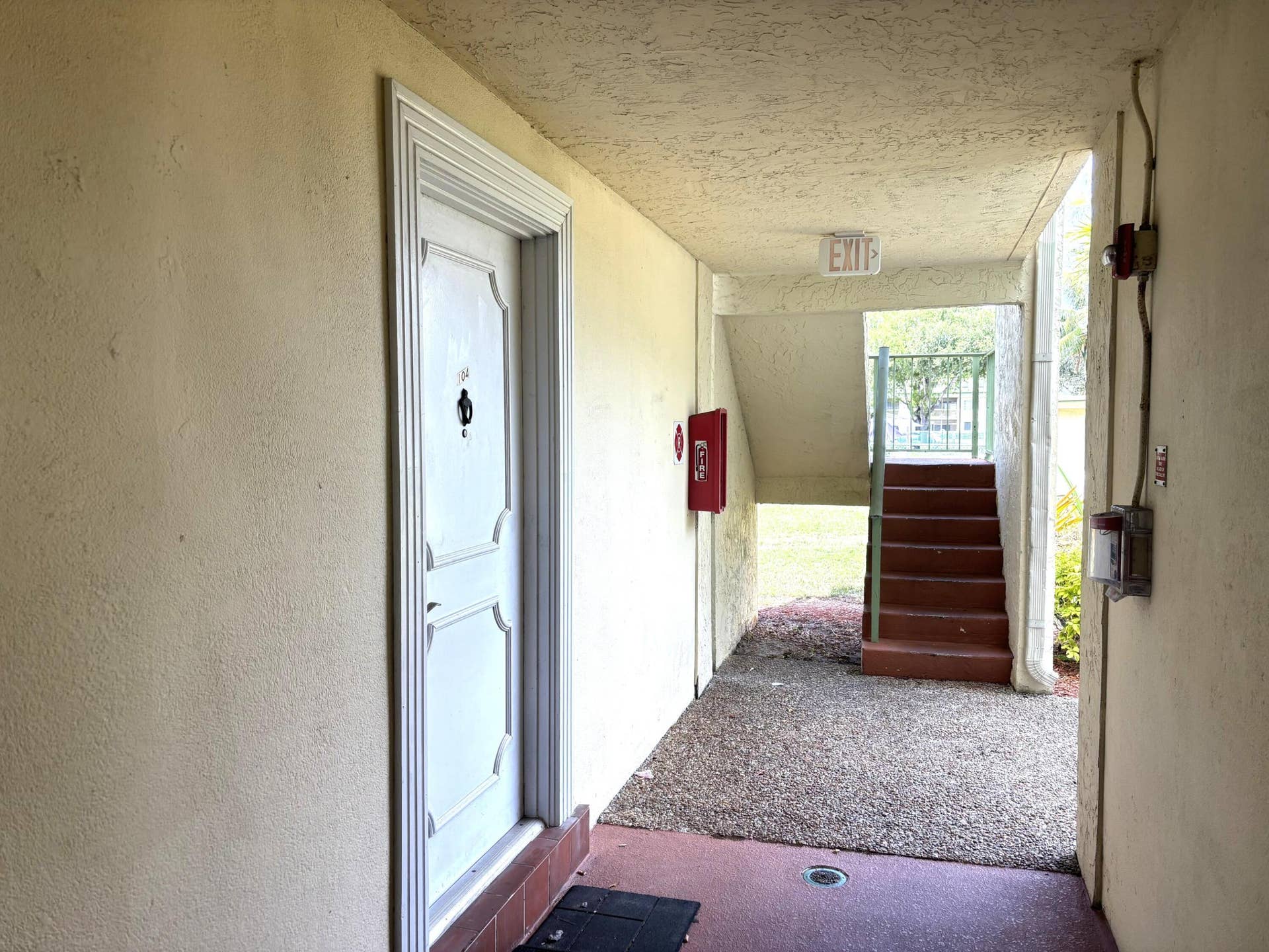4139 NW 88th Avenue, #104, Coral Springs, FL 33065 Entrance