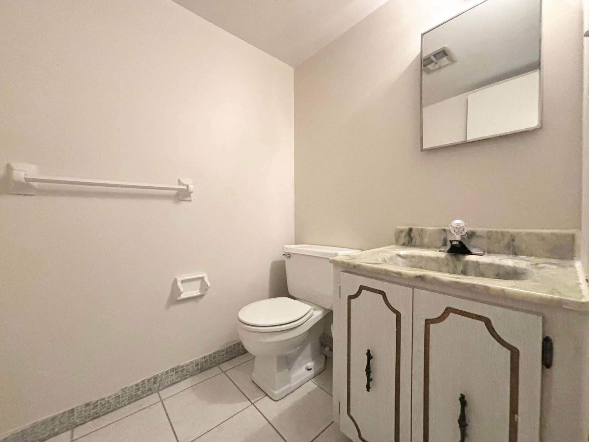 4139 NW 88th Avenue, #104, Coral Springs, FL 33065 Second Bathroom