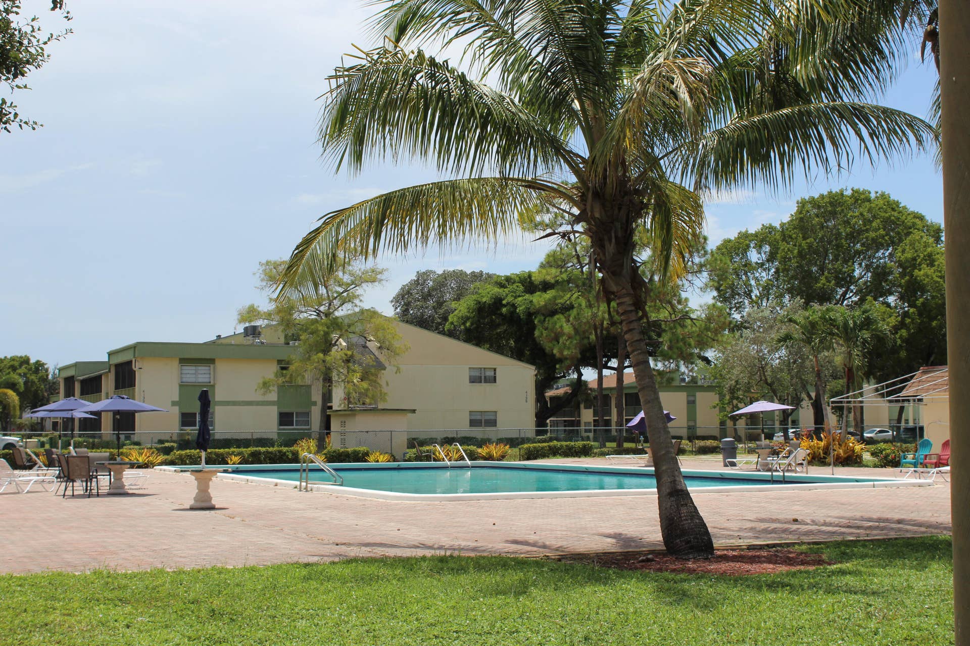 4139 NW 88th Avenue, #104, Coral Springs, FL 33065 Community Pool