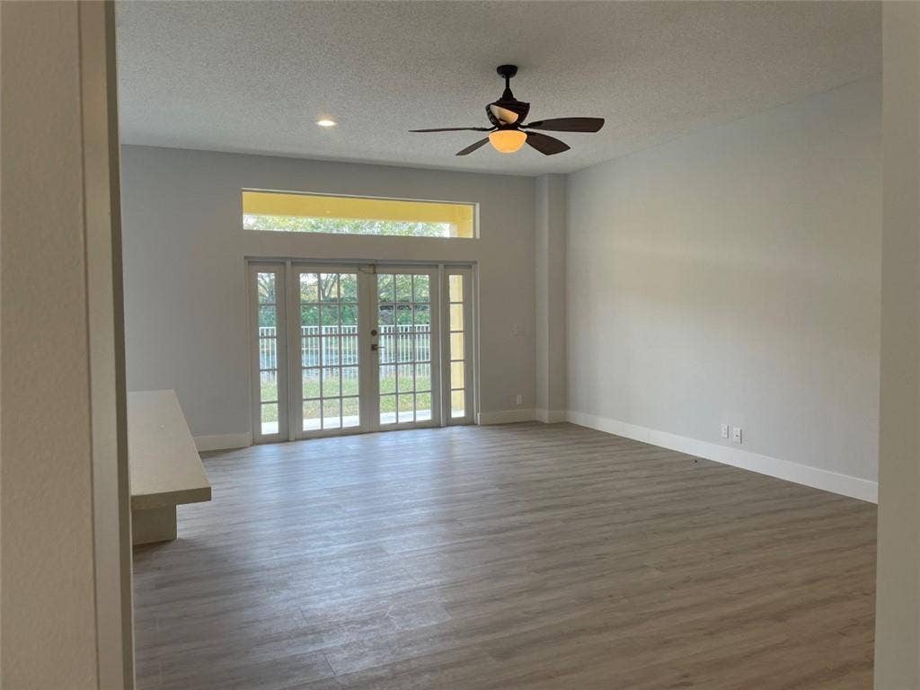 4293 LAUREL RIDGE Circle, #4293, Weston, FL 33331 4293-37