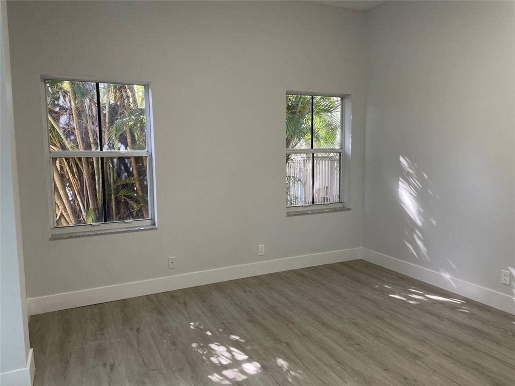 4293 LAUREL RIDGE Circle, #4293, Weston, FL 33331 4293-49