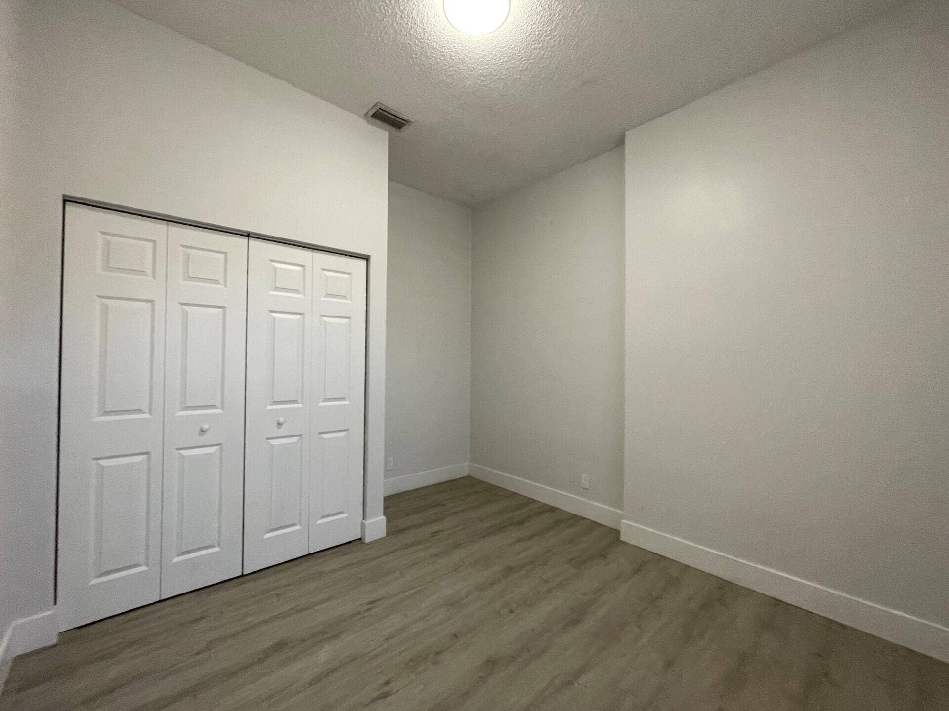 4293 LAUREL RIDGE Circle, #4293, Weston, FL 33331 4293-82