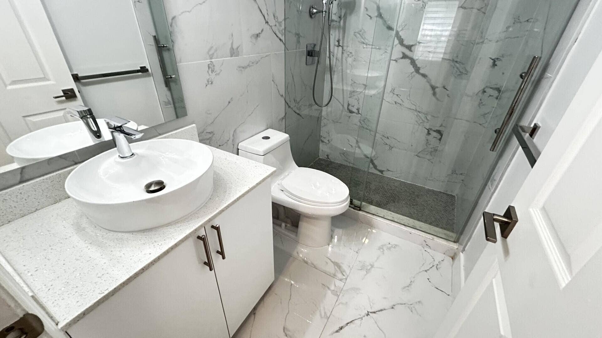 4293 LAUREL RIDGE Circle, #4293, Weston, FL 33331 4293-7