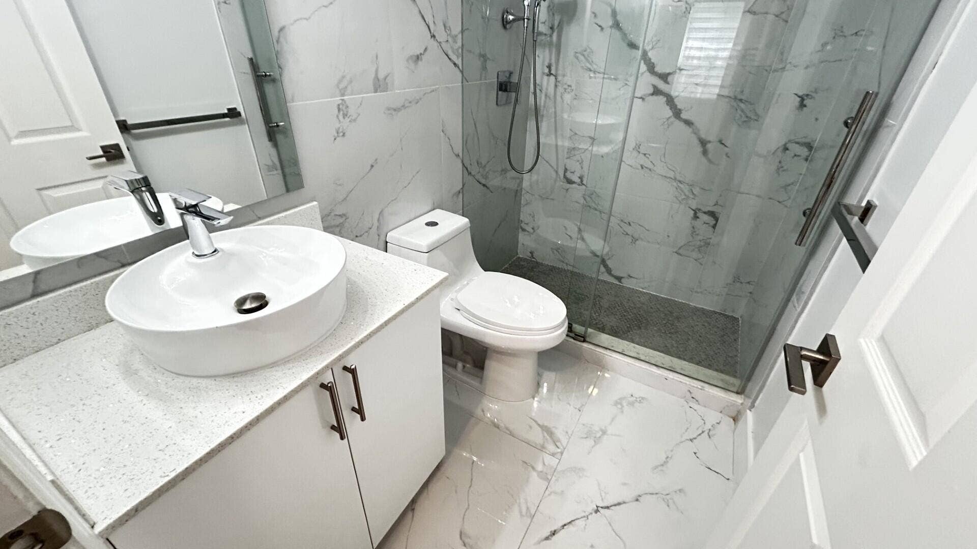 4293 LAUREL RIDGE Circle, #4293, Weston, FL 33331 4293-5