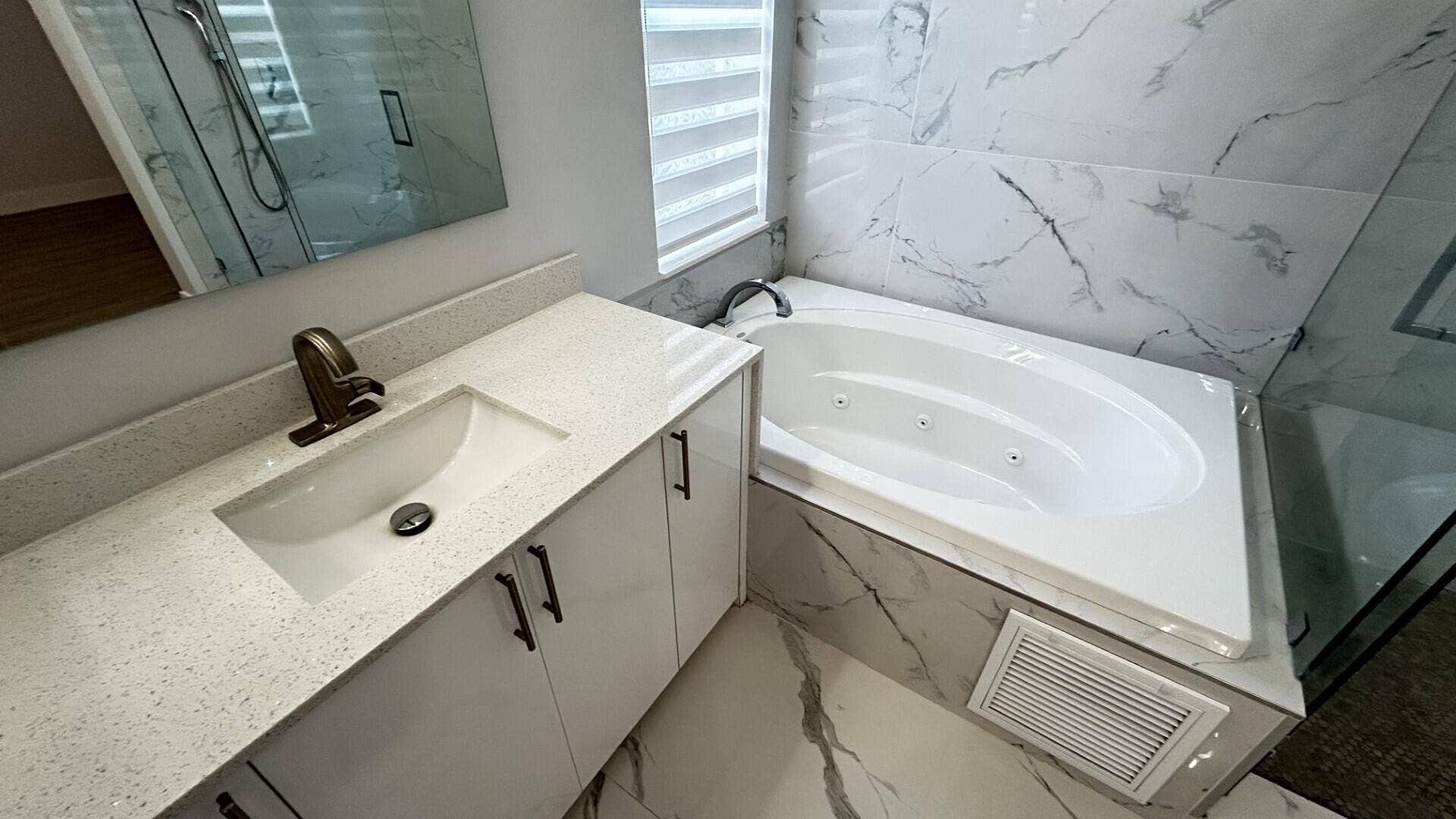 4293 LAUREL RIDGE Circle, #4293, Weston, FL 33331 4293-6