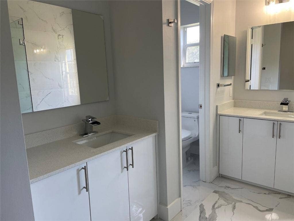 4293 LAUREL RIDGE Circle, #4293, Weston, FL 33331 4293-42