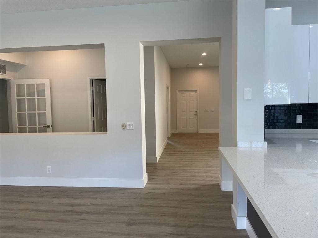 4293 LAUREL RIDGE Circle, #4293, Weston, FL 33331 4293-35