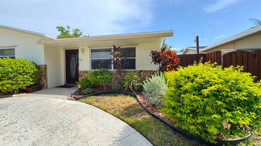 Property photo for 310 SE 4TH Terrace, Dania Beach, FL