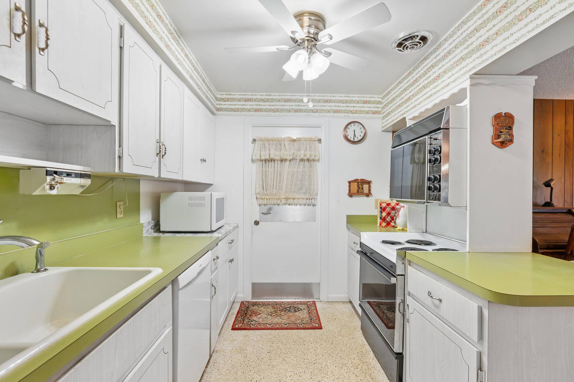 2593 Bahia Rd00019