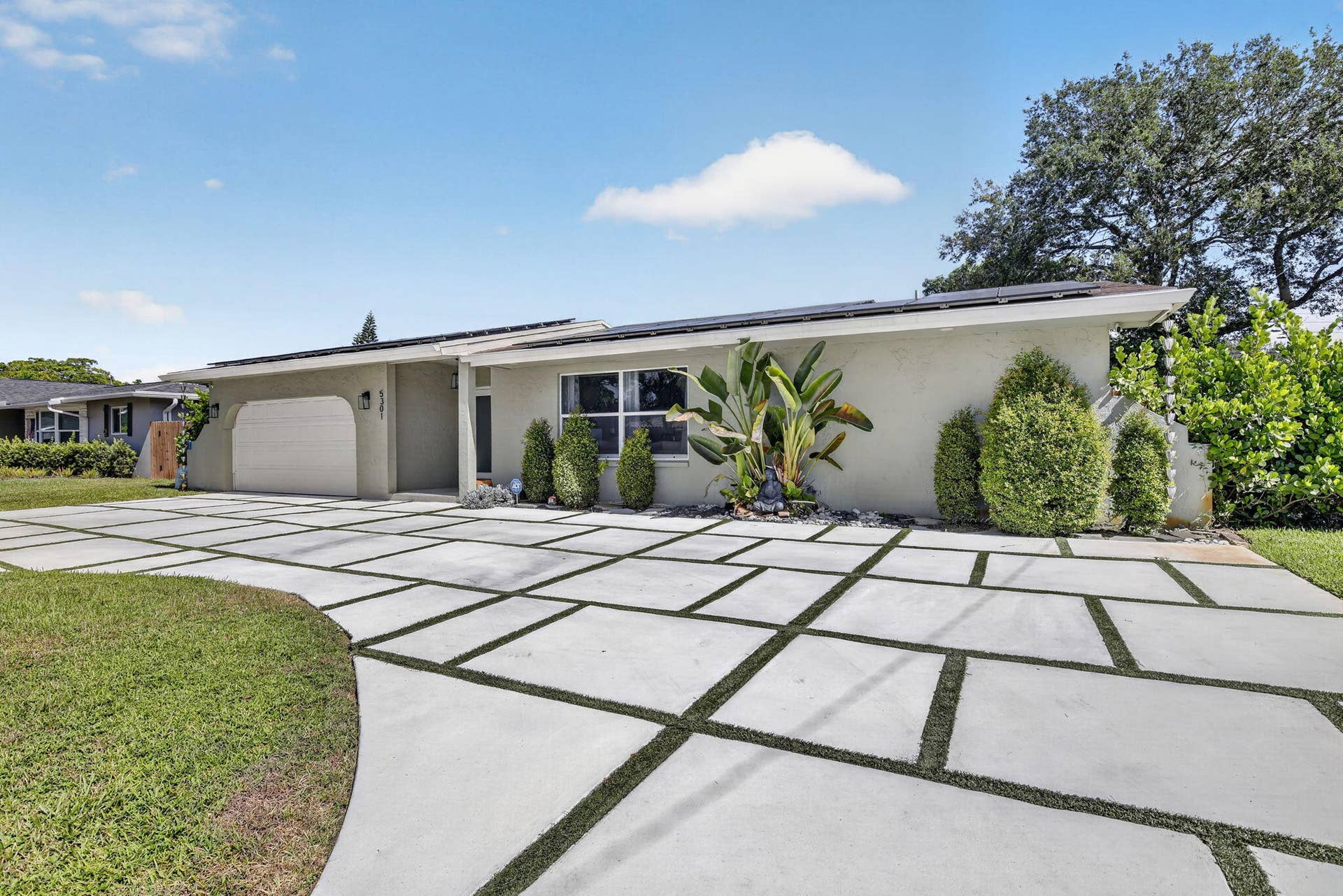 5301 SW 8TH Court, Plantation, FL 33317 2-web-or-mls-_A7A7944