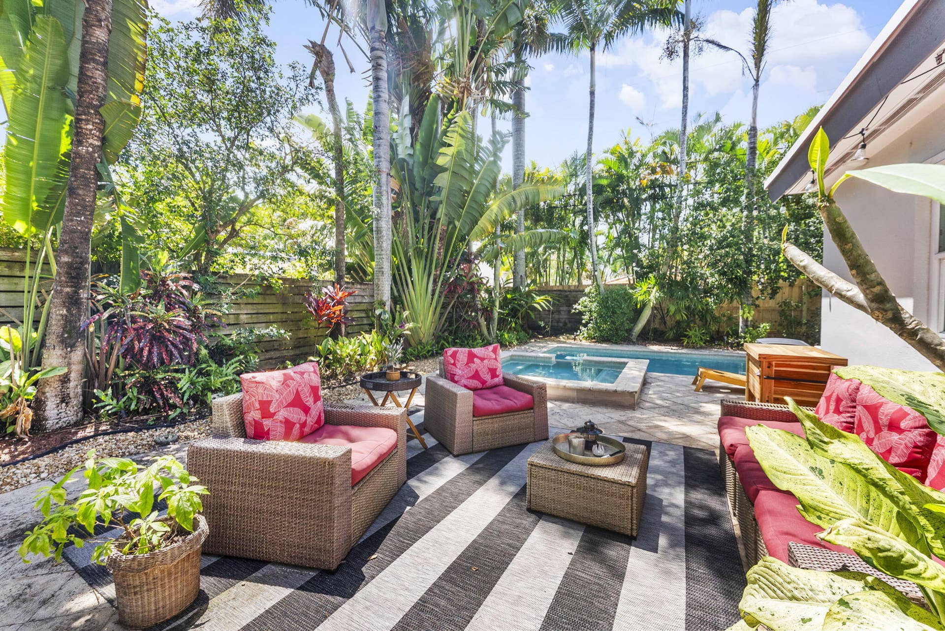 1627 NE 17TH Avenue, Fort Lauderdale, FL 33305 31-web-or-mls-DSC02074