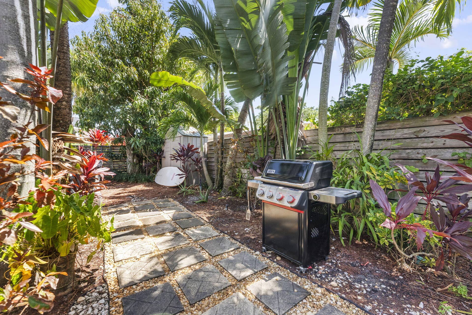 1627 NE 17TH Avenue, Fort Lauderdale, FL 33305 32-web-or-mls-DSC02077
