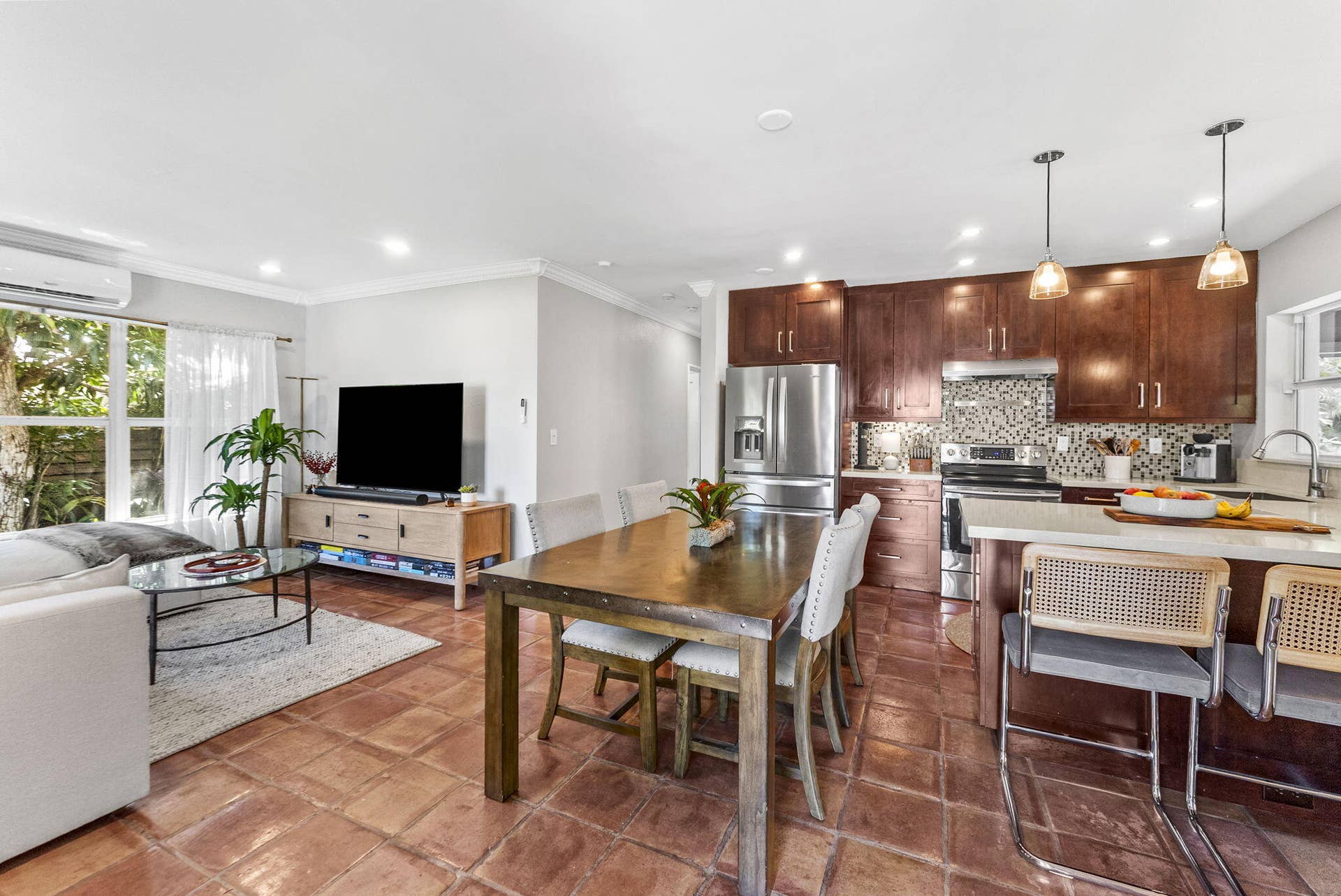 1627 NE 17TH Avenue, Fort Lauderdale, FL 33305 30-web-or-mls-DSC02071