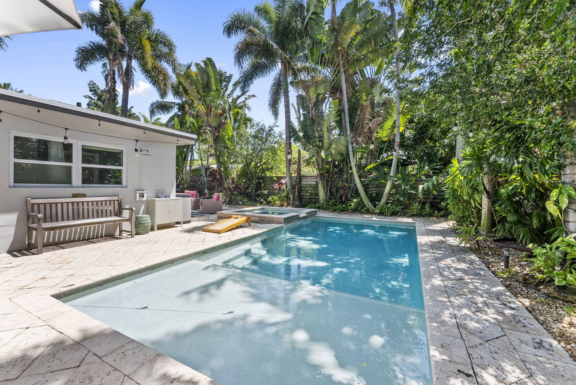 1627 NE 17TH Avenue, Fort Lauderdale, FL 33305 37-web-or-mls-DSC02090