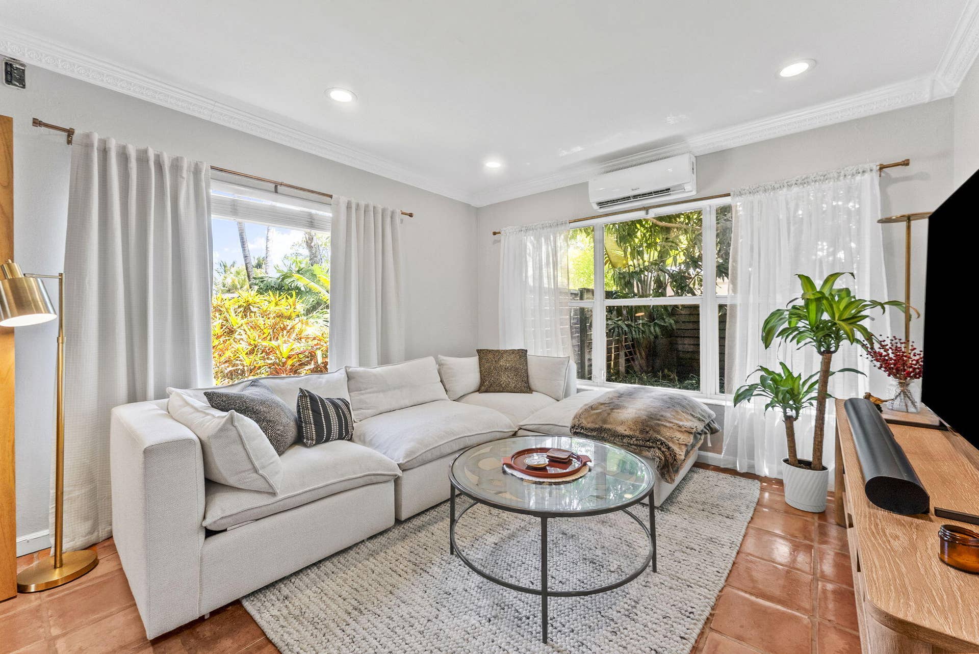 1627 NE 17TH Avenue, Fort Lauderdale, FL 33305 22-web-or-mls-DSC02038