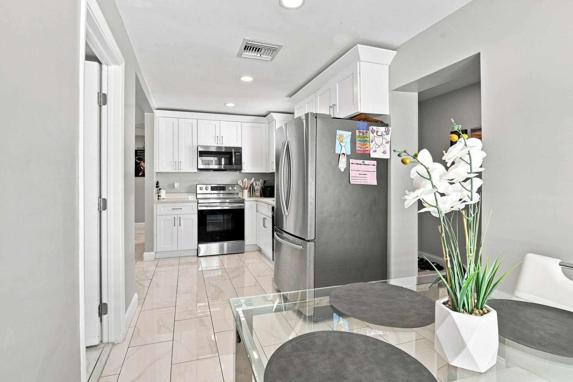 10-web-or-mls-1217%20W%2032nd%20St%20%28