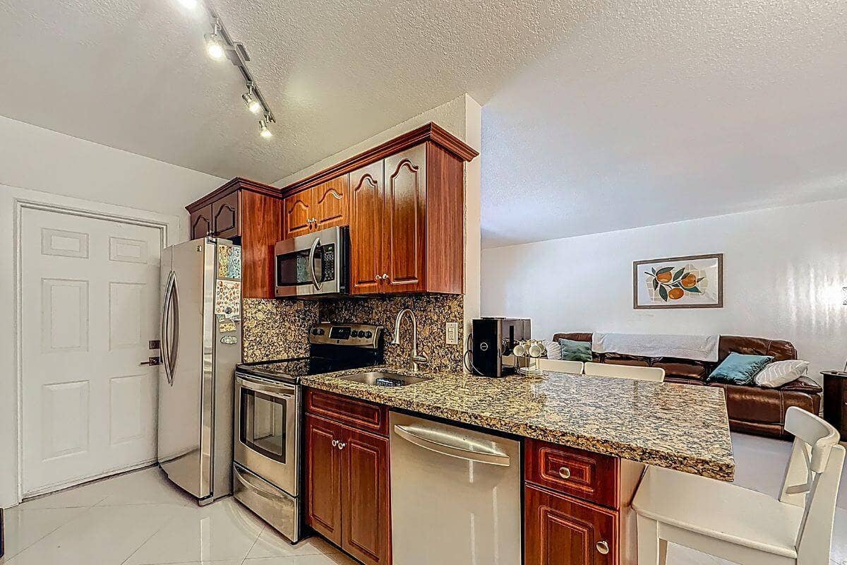 2600 S OCEAN Drive, #S102, Hollywood, FL 33019 G-2600 S Ocean Dr APT S102, Hollywood, F