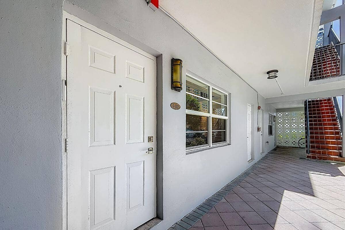 2600 S OCEAN Drive, #S102, Hollywood, FL 33019 G-2600 S Ocean Dr APT S102, Hollywood, F