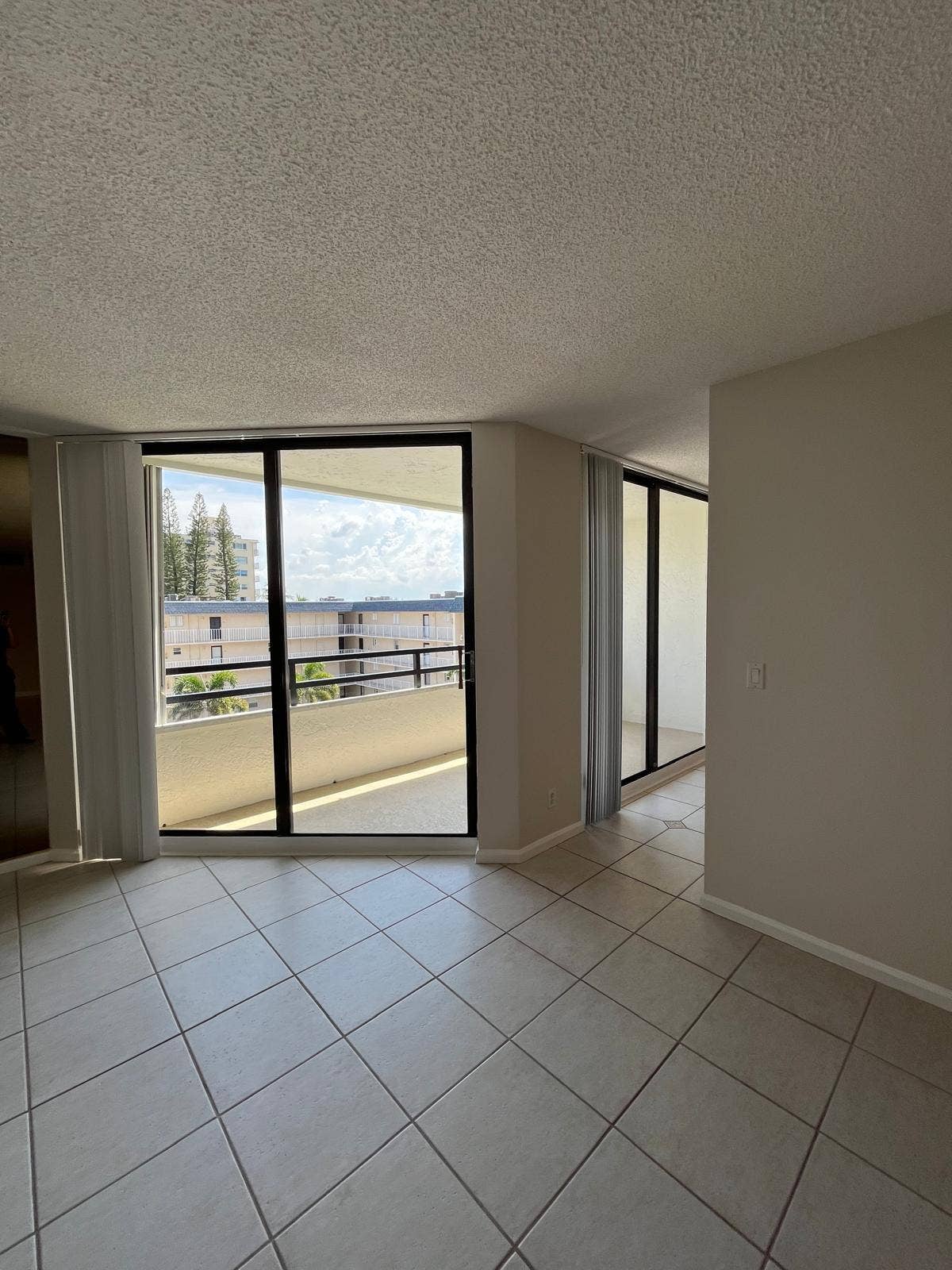 3555 S OCEAN Boulevard, #411, South Palm Beach, FL 33480 5c84267f-7470-4ab3-8716-32ff32c8a4c6
