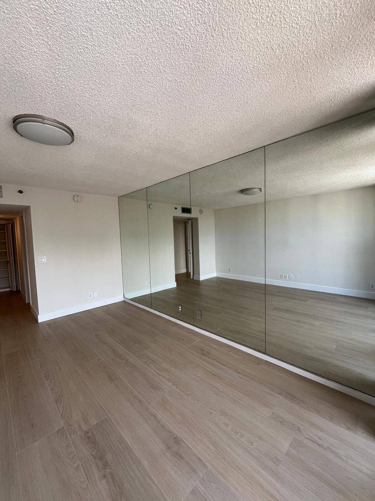 3555 S OCEAN Boulevard, #411, South Palm Beach, FL 33480 1af50a19-d63c-4d3f-a908-23bb9fcee31a