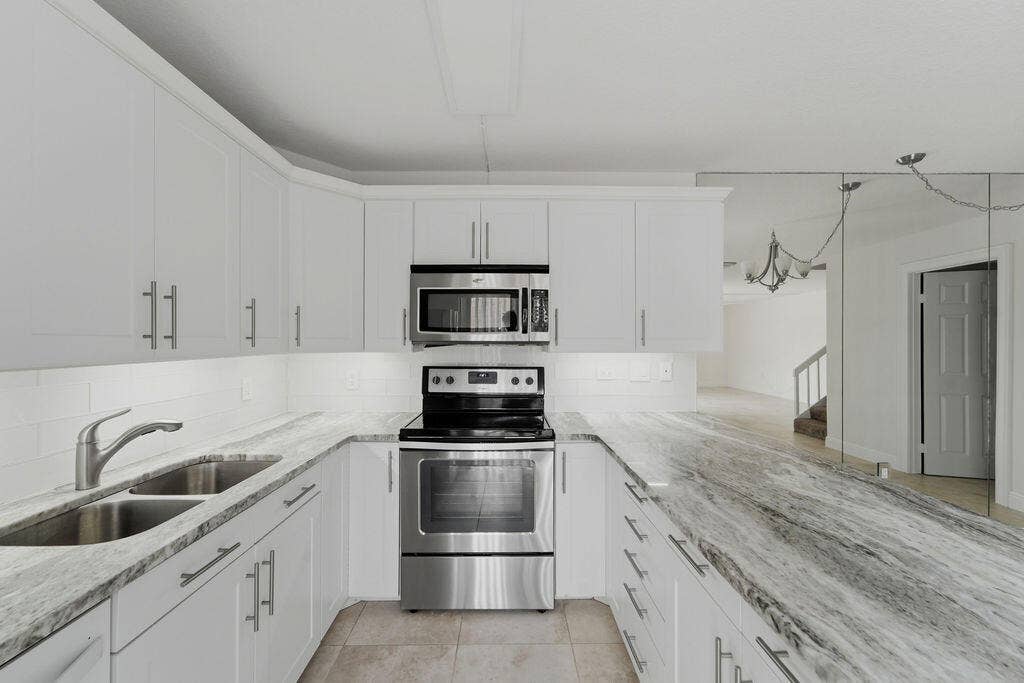 3900 SE County Line Road, Jupiter, FL 33469 082426_005