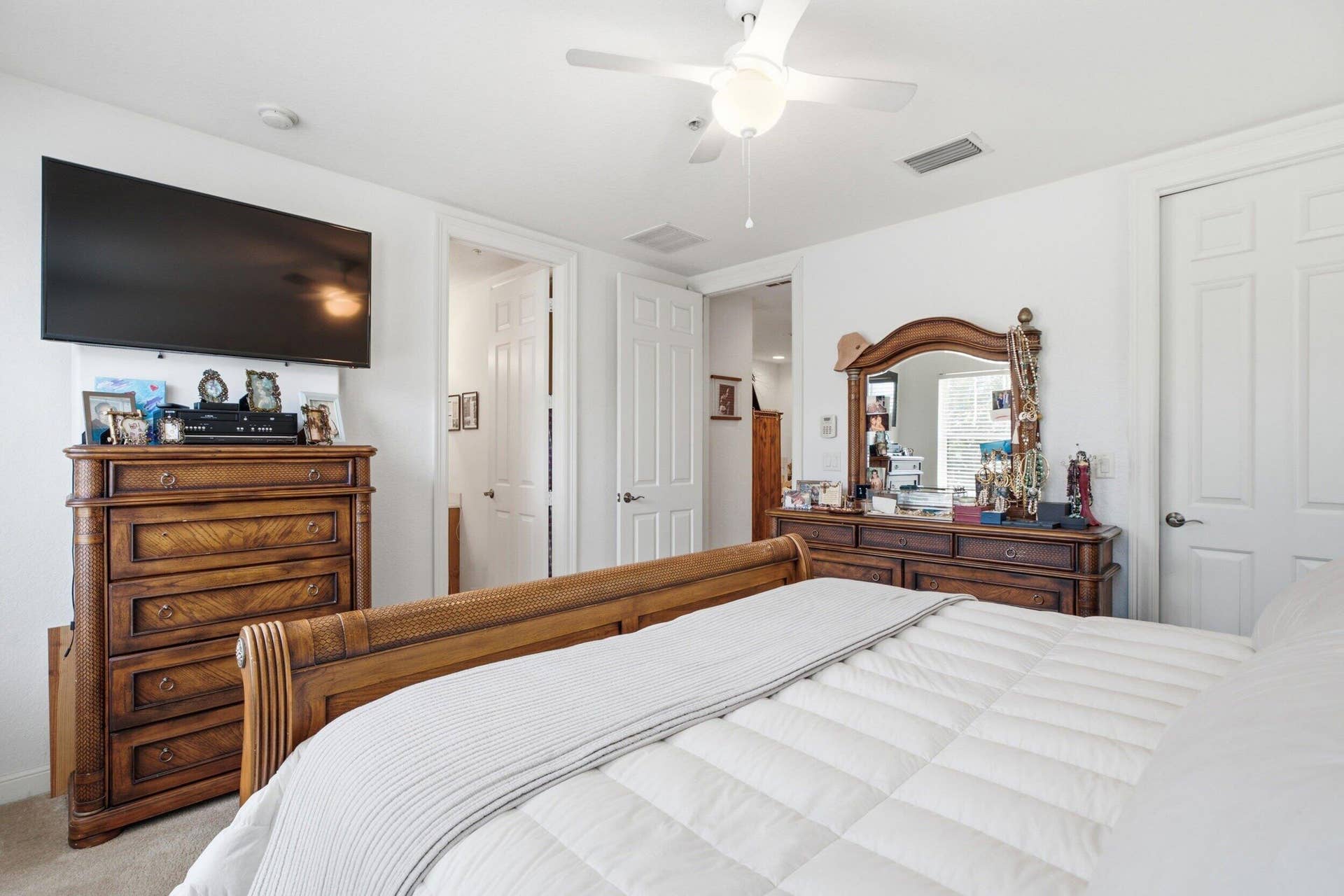 960 Millbrae Court, #6, West Palm Beach, FL 33401 Owner's suite b