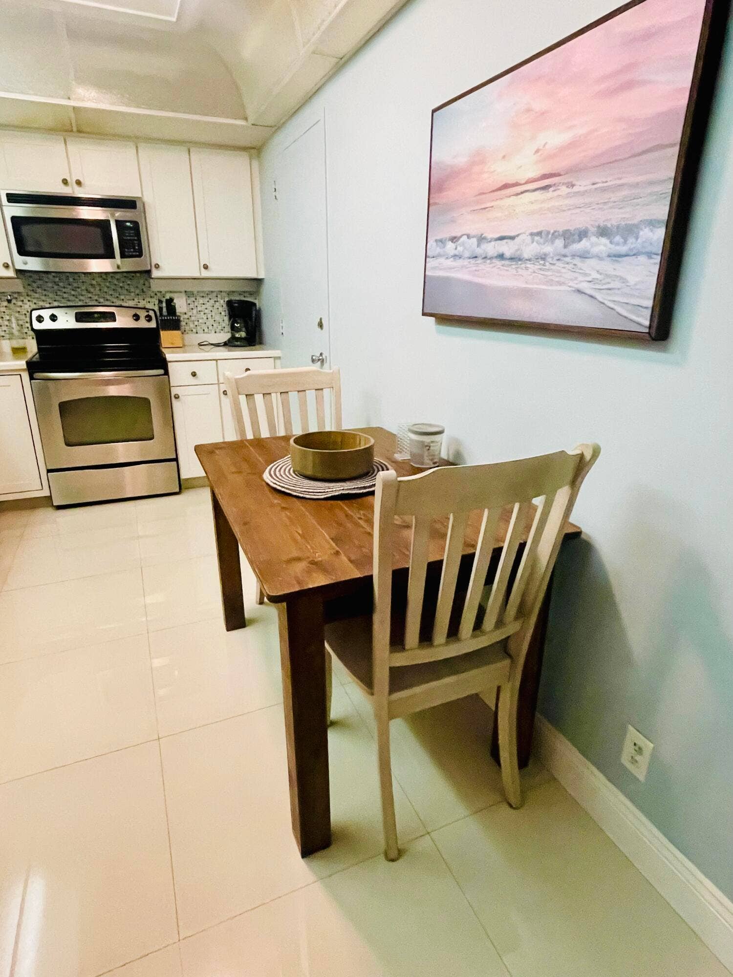 Kitchenette Table