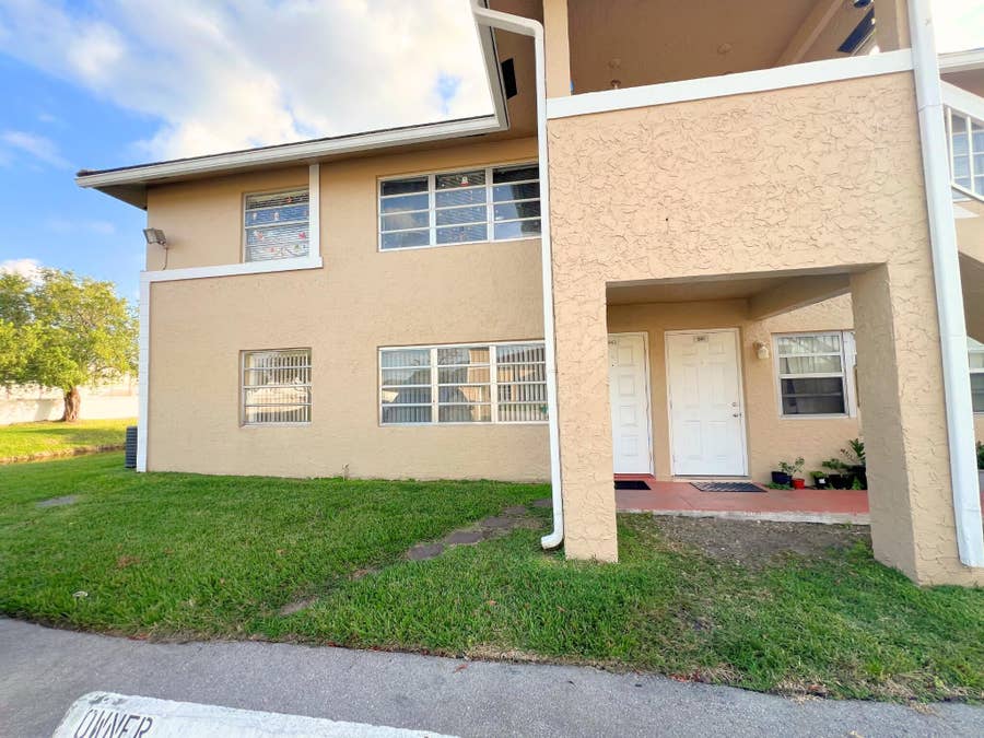 Property photo for 843 Twin Lakes Drive, #30B, Coral Springs, FL
