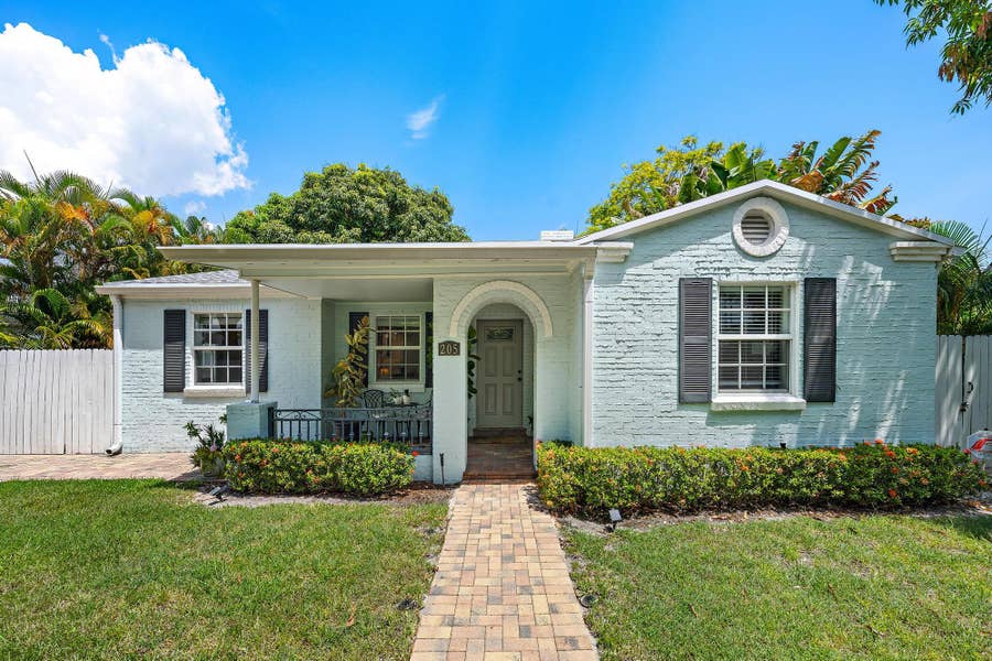 Property photo for 205 Wenonah Place, West Palm Beach, FL
