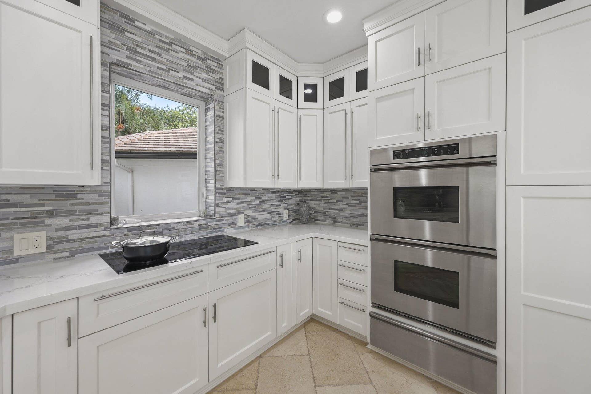 757 NW 100th Terrace - 67.jpg-SMALL