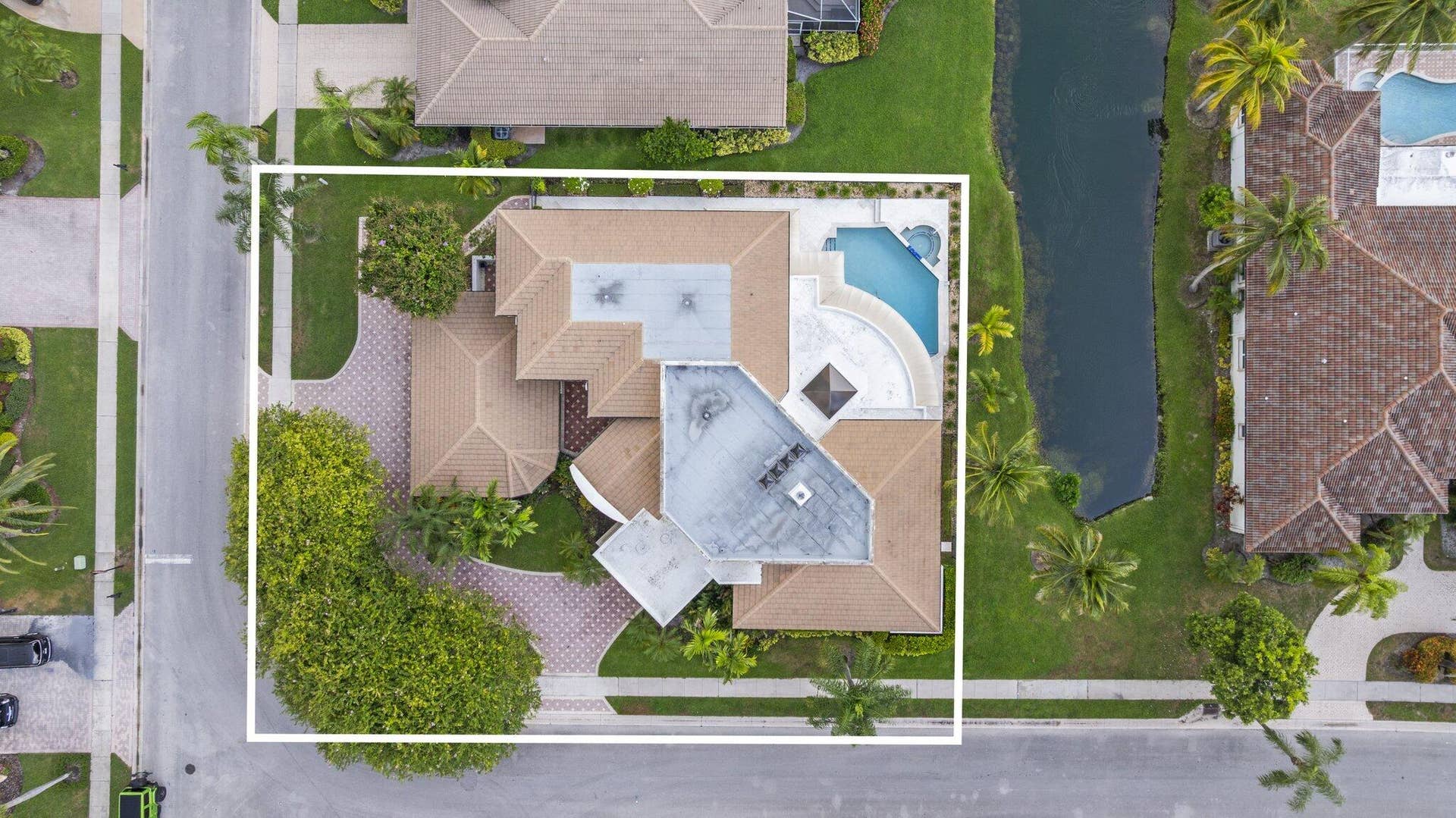 757 NW 100th Terrace - 101.jpg-SMALL