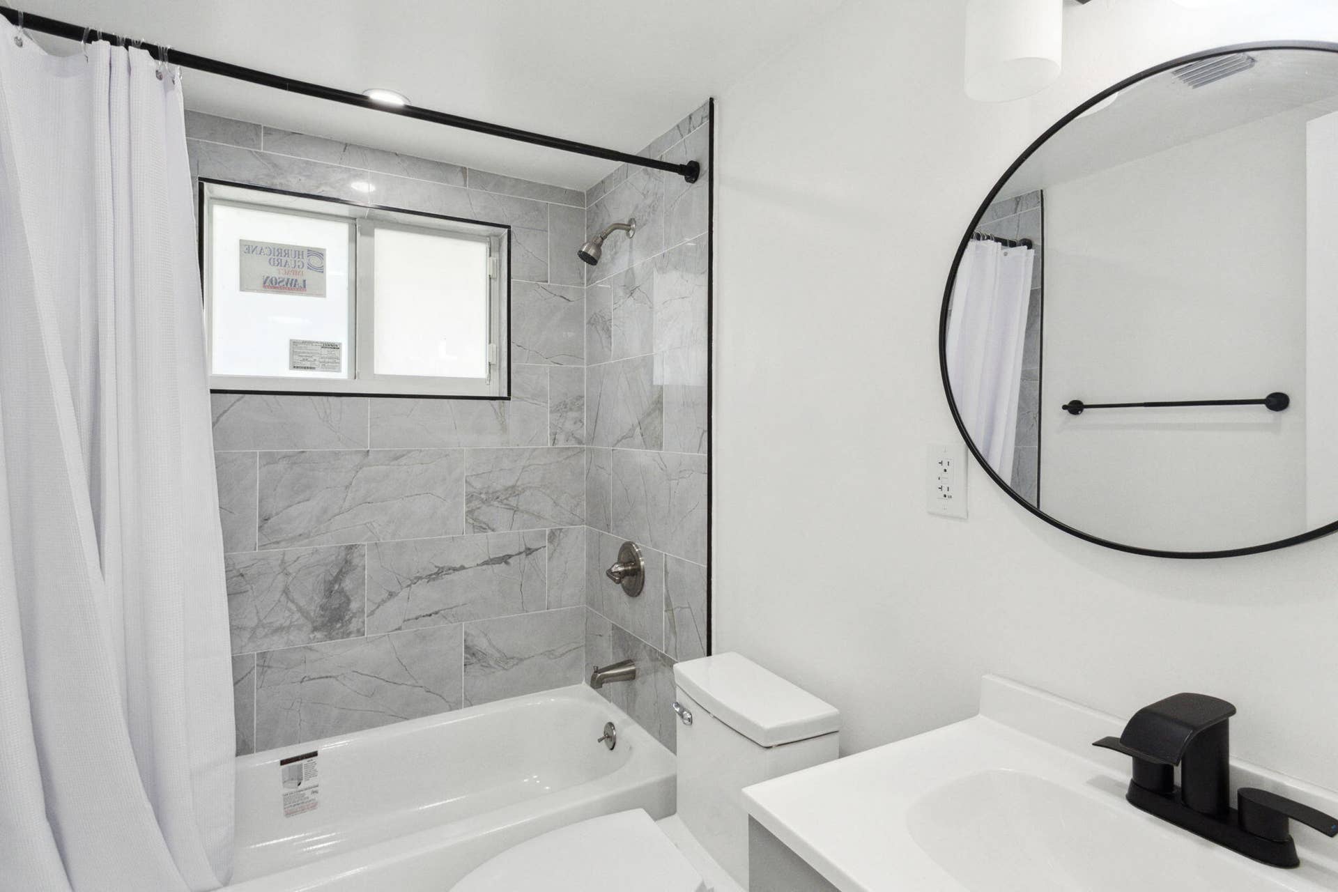 1530 NW 18TH Court, Fort Lauderdale, FL 33311 Second Bathroom