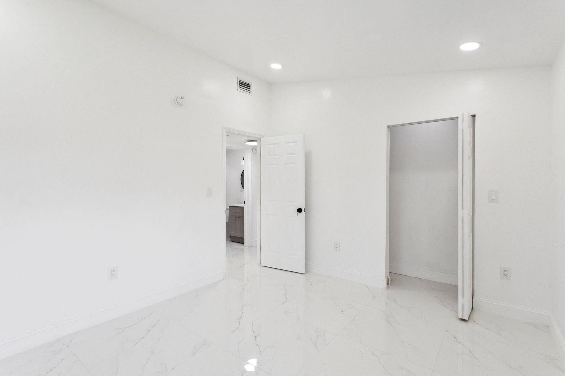 1530 NW 18TH Court, Fort Lauderdale, FL 33311 Second Bedroom