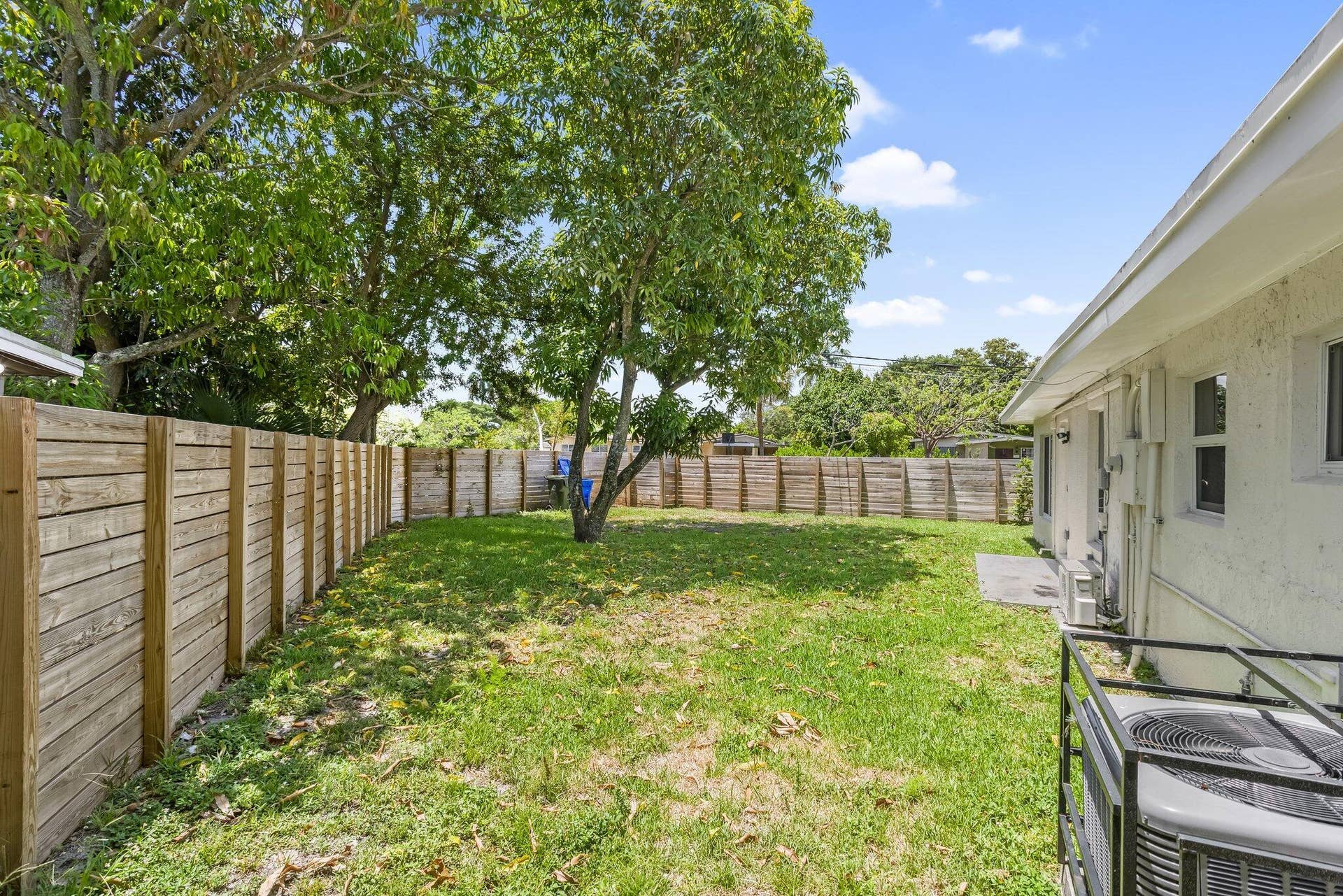 1530 NW 18TH Court, Fort Lauderdale, FL 33311 Backyard