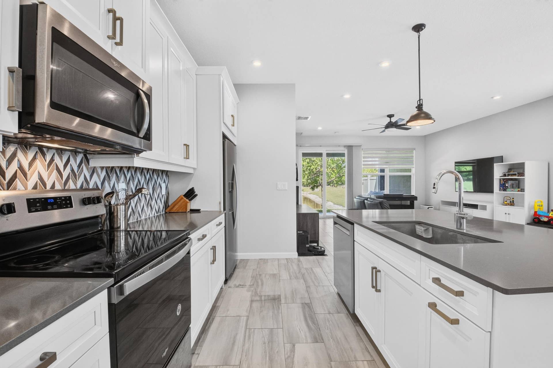 6710 POINTE OF WOODS Drive, West Palm Beach, FL 33413 15-print-15-print-DSC_1105