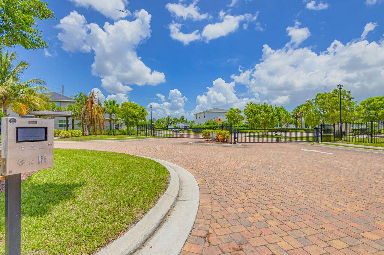 6710 POINTE OF WOODS Drive, West Palm Beach, FL 33413 52-print-52-print-5D1A6728