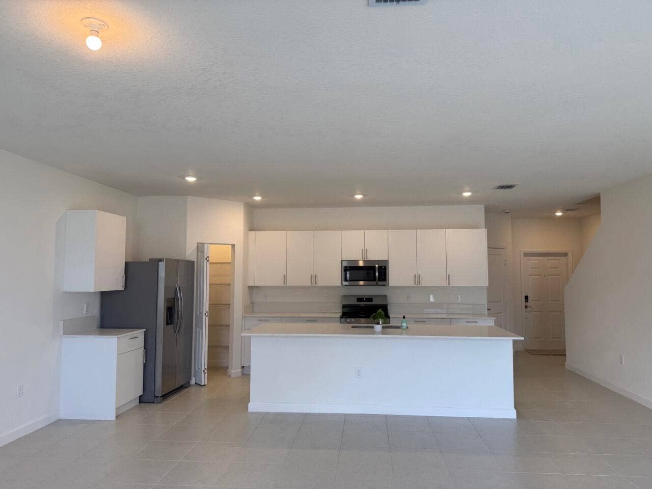 3008 PARK Place, #5838, Dania Beach, FL 33312 IMG_9029 Large