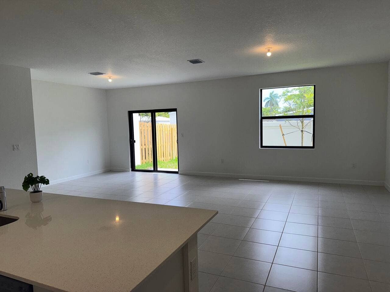 3008 PARK Place, #5838, Dania Beach, FL 33312 IMG_9010 Large
