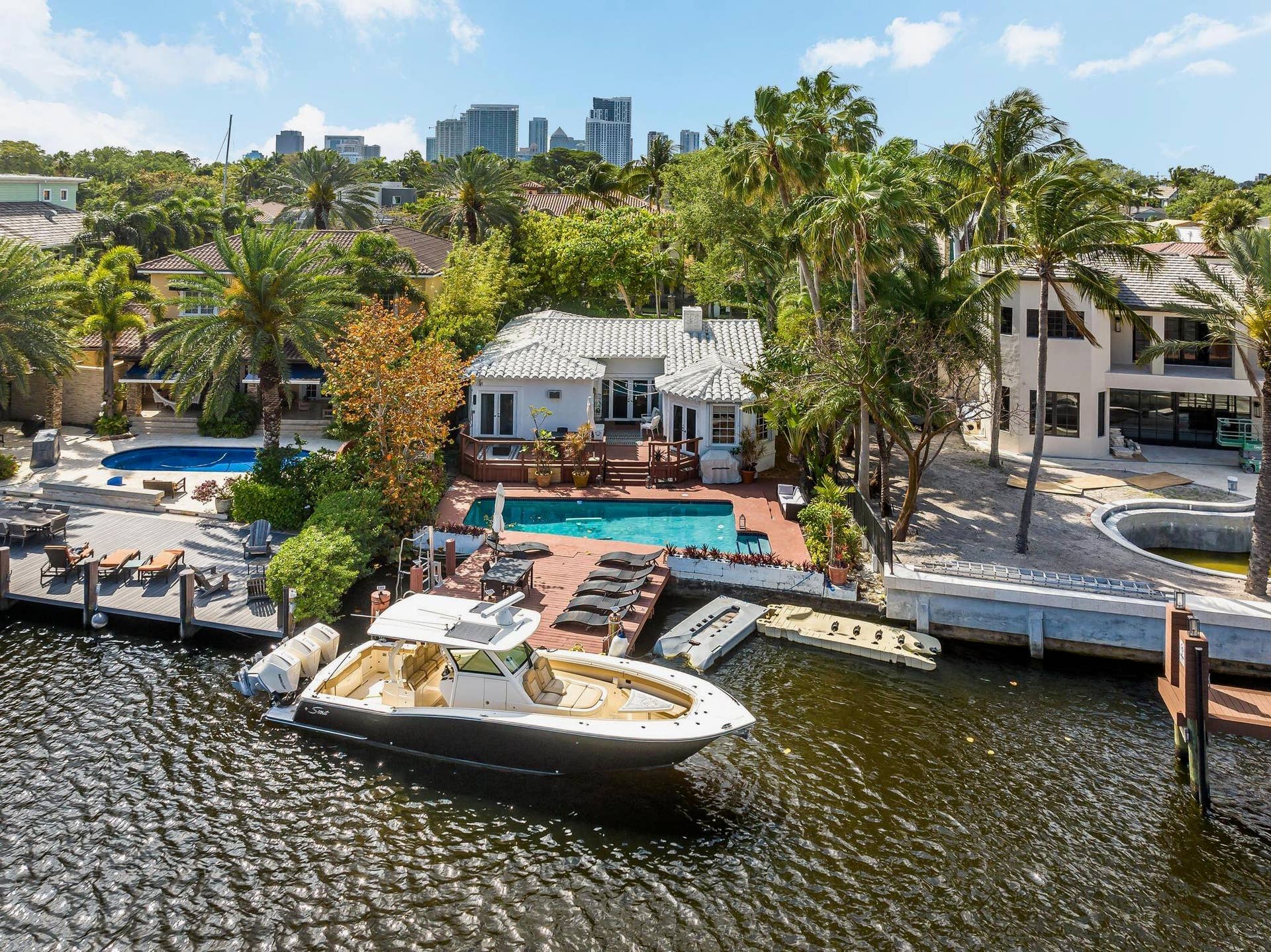124 S GORDON Road, Fort Lauderdale, FL 33301 Image 01