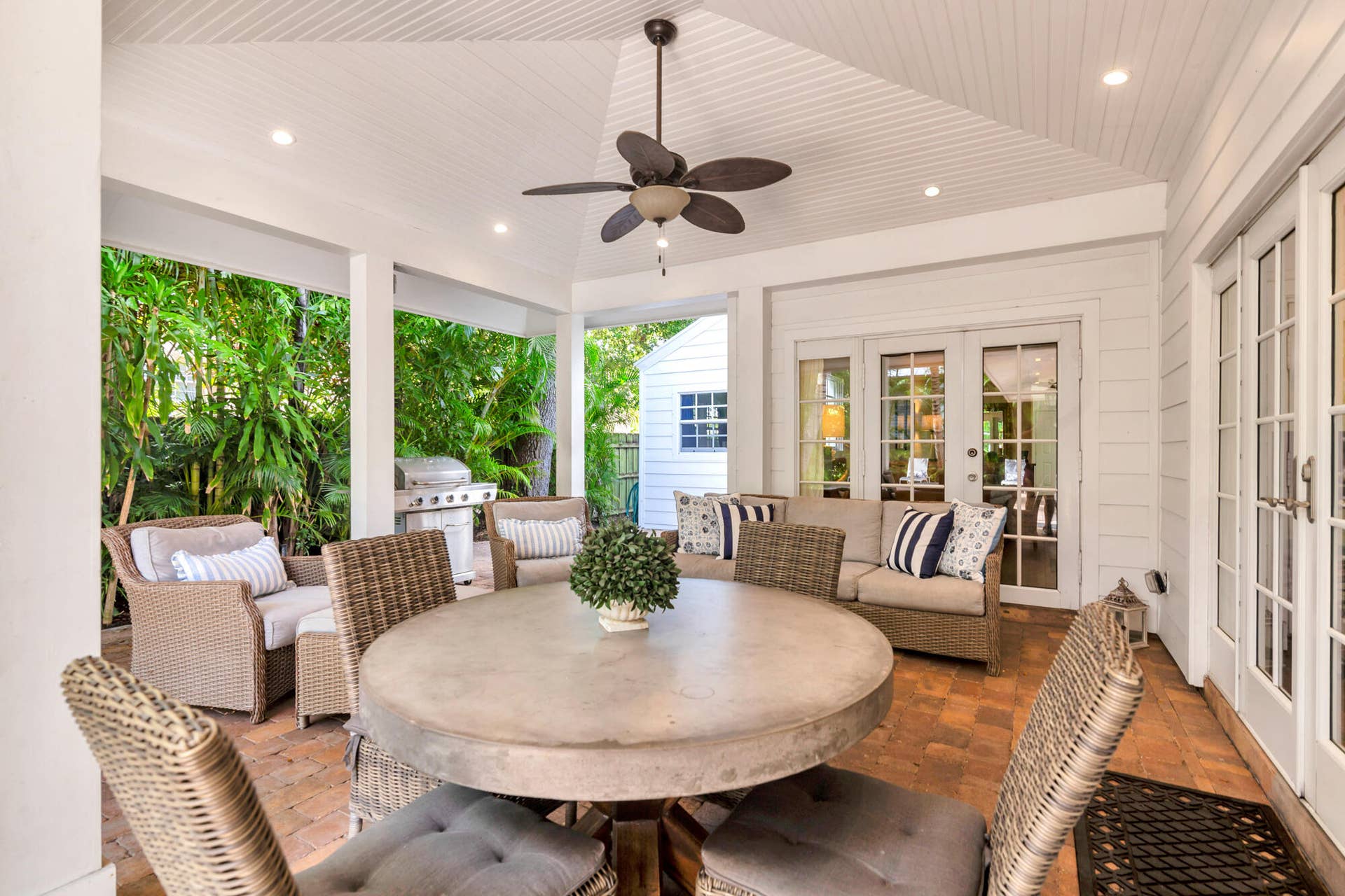 609 PALM Street, West Palm Beach, FL 33401 low-21
