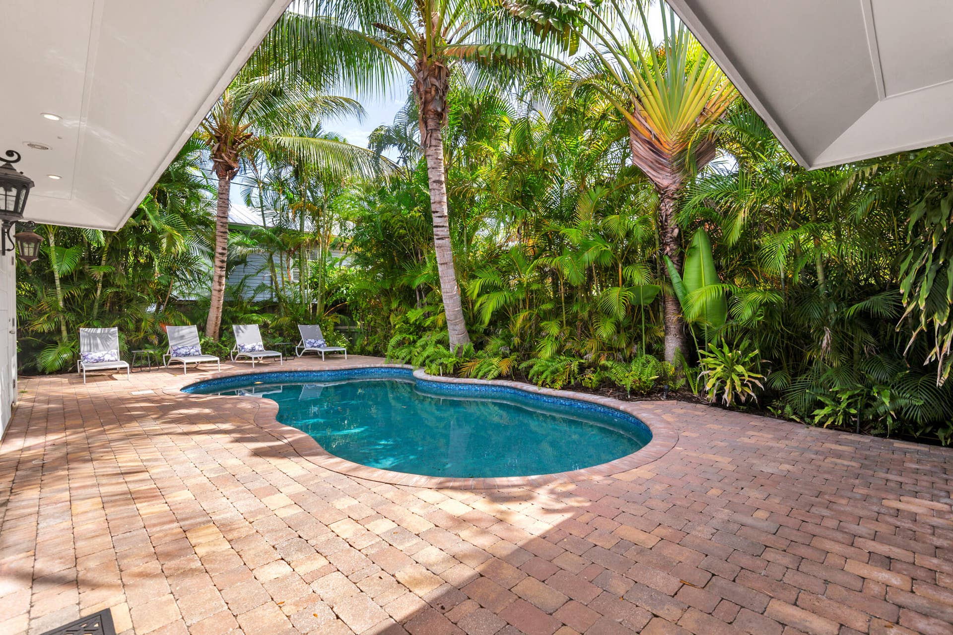 609 PALM Street, West Palm Beach, FL 33401 low-24