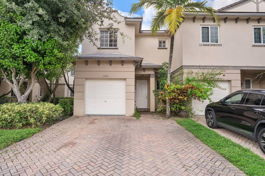 Property photo for 2022 ISLAND Drive, Riviera Beach, FL