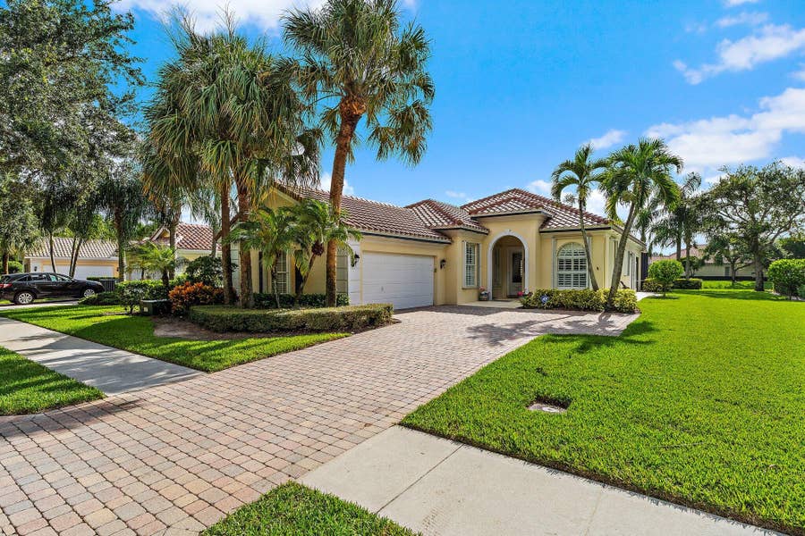 Property photo for 108 Euphrates Circle, Palm Beach Gardens, FL