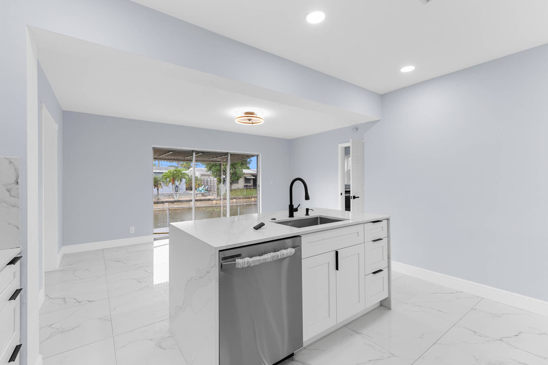 1772 NW 38th Street, Oakland Park, FL 33309 R6II5553