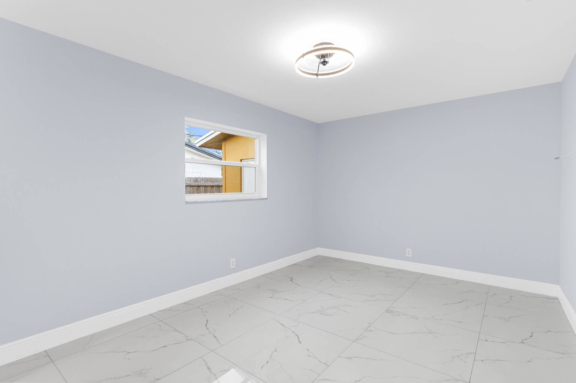 1772 NW 38th Street, Oakland Park, FL 33309 R6II5517