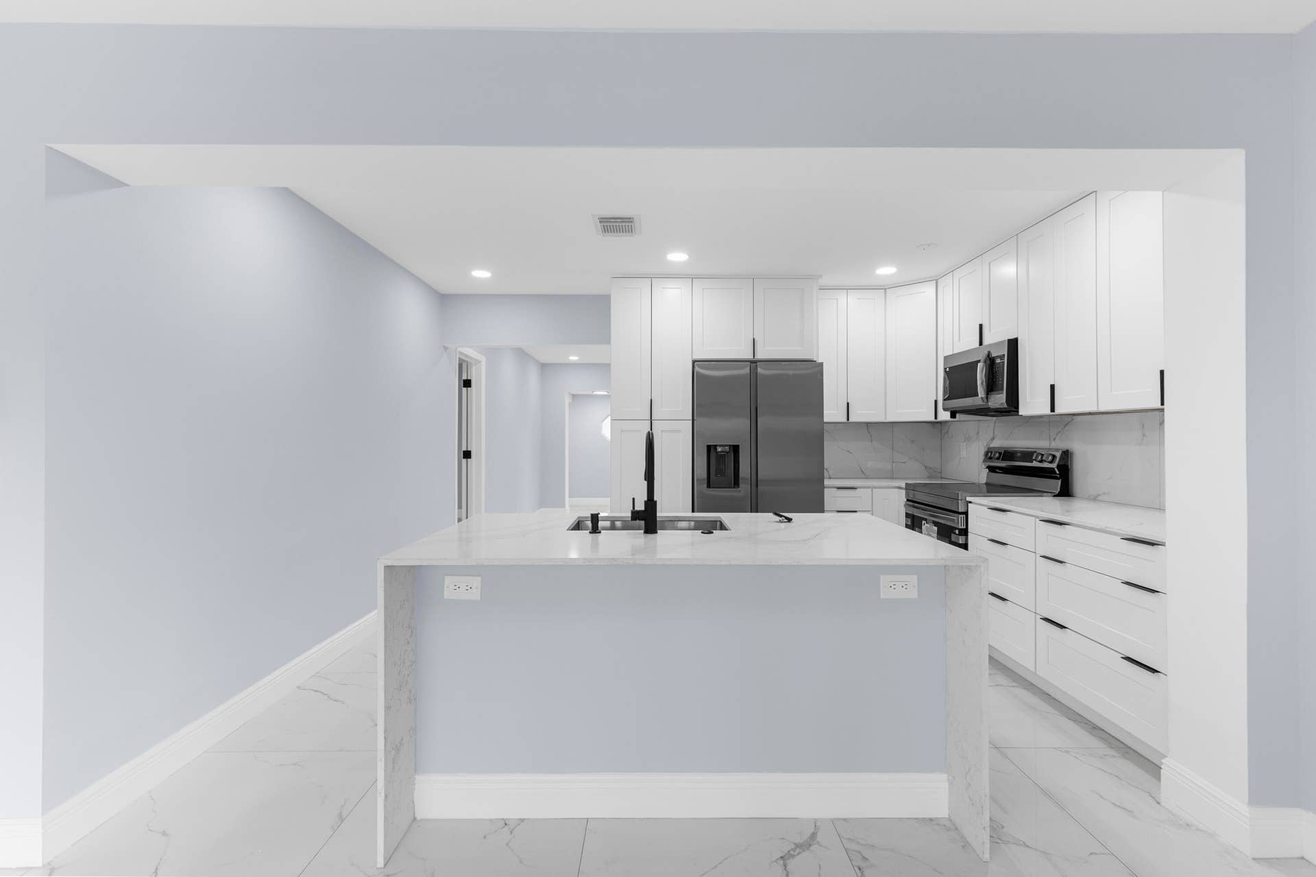 1772 NW 38th Street, Oakland Park, FL 33309 R6II5547